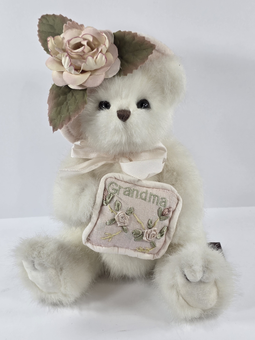Bearington Collection Plush Bear Grandma Loves-a-Lot 1652 Pillow Flower Hat Bow